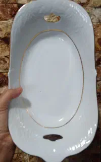 تعدادی ظروف آشپزخانه و...