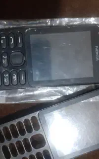 گوشی نوکیا ۲۱۵ ویتنام اصلی