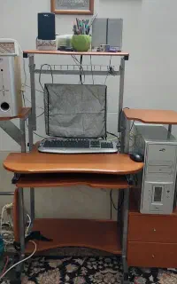 میز کامپیوتر خارجی