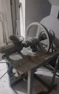 چرخ گوشت مشهدی زن