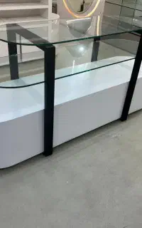 میز کانتر و استند ارایشی