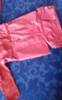 لباس فرم مدرسه