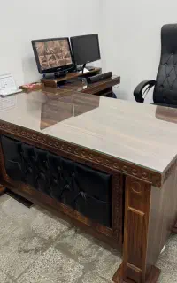 میز و صندلی مدیریتی