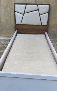 تخت تک نفره