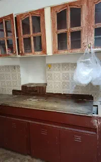 کابینت قدیمی فروشی