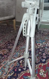 سه پایه دوربین عکاسی