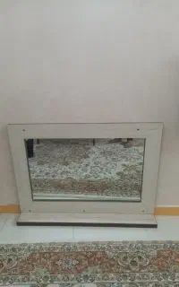 اینه دیواری تاخچه دار