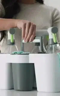 نظافتچی خانم