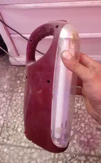 چراغ قوه مهتابی دار نیاز به تعمیر
