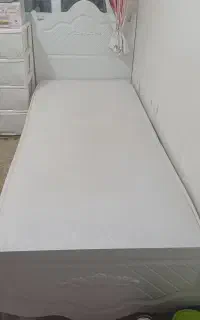 تختخواب یک نفره