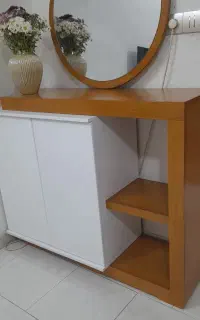 آیینه و کنسول