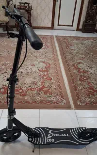 اسکوتر فلزی نوجوان تا بزرگسال
