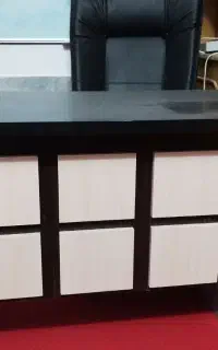 میز و صندلی مدیریت