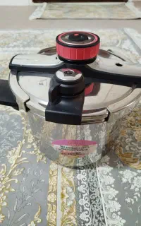 زود پز تایمر دار کیلیپسی اصل  استفاده نشده ۸ لیتری