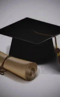 مدرک تحصیلی دانشگاهی.