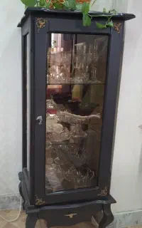 بوفه کلاسیک ترکیب چوب و شیشه