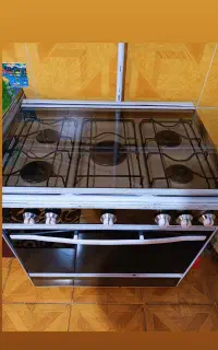 تعدادی وسایل منزل کار کرده