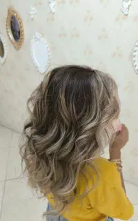 کلاسهای آرایشگری با مدرک فنی حرفه ای ۴۰٪تخفیف
