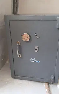گاو صندوق ایمن دژ