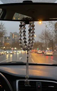 تسبیح با خون و مو