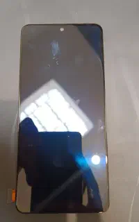 تاچ ال سی دی و باتری پوکو اف ۳