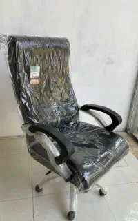صندلی اداری چرخ دار