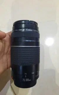 لنز تله کانن 75 تا 300 مانت فلزی بسیار تمیز