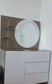 میز آرایشی