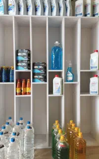 فروش ضدیخ آب باطری،رادیات،شیشه شوی،روغن ترمز