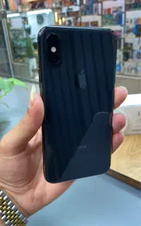 ایفون xs