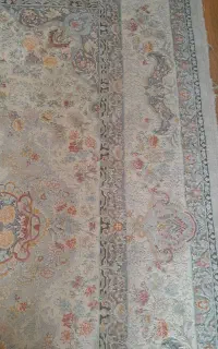 فرش ۹متری داری گل برجسته ازشرکت نسترن گل