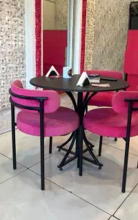 میز و صندلی