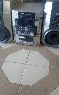 ضبط و باند فلش خور سالم