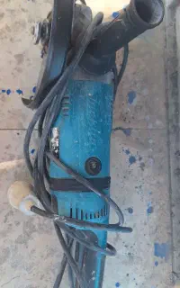 سنگ فرز ماکیتا
