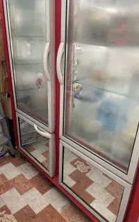یخچال ویترینی سالم