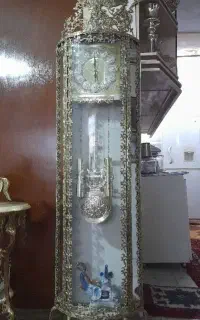 ساعت برنزی سالم