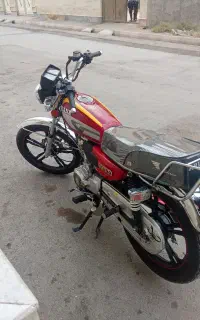 موتر هندا ۲۰۰ اریانا