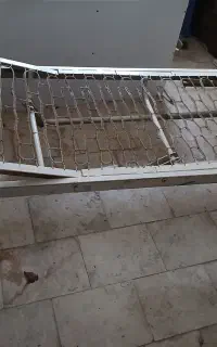 تخت بیمارستان