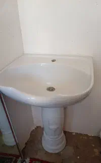 سرشور آرایشگاه و۵عدد صندلی