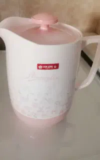 پارچ اب توپاز
