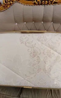 رو‌ تختی نو