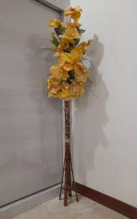 گلدان مصنوعی