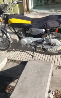 فروش یک دستگاه موتور سیکلت هوندا ۱۲۵