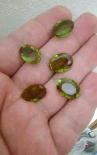 الکساندریت ۷ رنگ