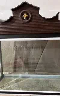 آکواریوم شیشه خم