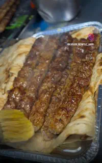 تهیه غذای برادران بهنام قربانی نیا