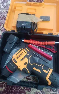 دریل شارژی دیوالت