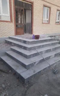 بنایی کاشی‌کاری پله لوله کشی