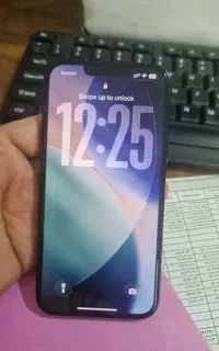 ایفون ۱۳ بی خط خش
