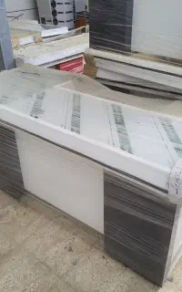 میز چک اوت دور اهن